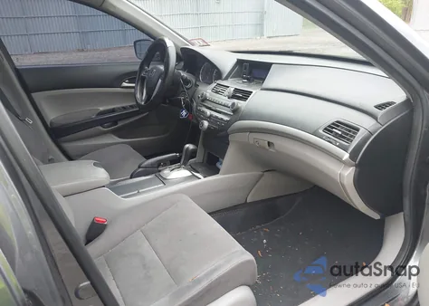 2011 Honda Accord 2.4 Lx from USA, damaged, VIN 1HGCP2F32BA151412